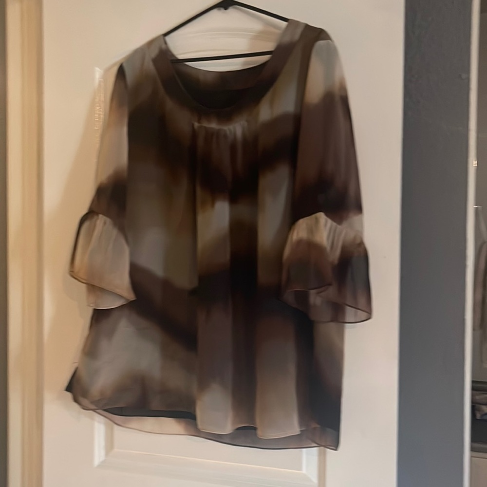 Woman’s dress shirt 3XL plus size